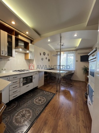 Продаж 3-х кімнатної квартири - фото 1