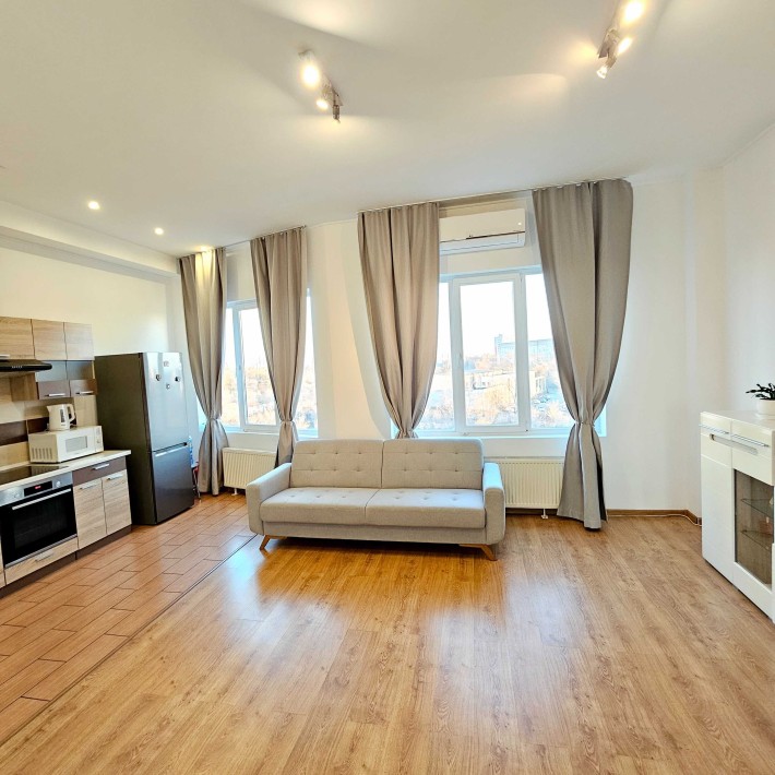 Продам свою 3-х кімнатну квартиру в ЖК 
Лермонтово м. Запоріжжя - фото 1