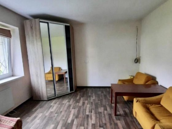 Продаж 1к квартири з ділянкою та ремонтом вул.Військбуд Запорожье