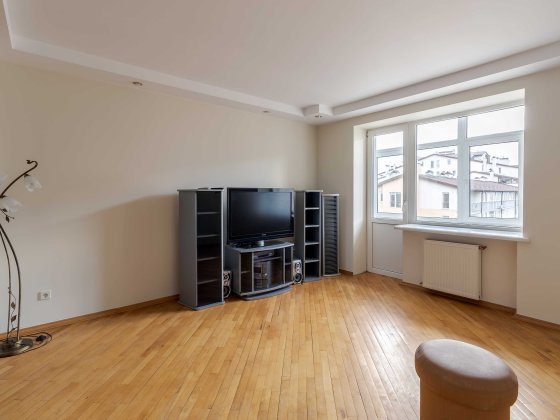 Продаж 3 кім новобудова  вул Роксоляни Львов