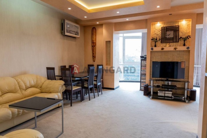 Продаж 4кiмн. квартири в центрi мiста - фото 1