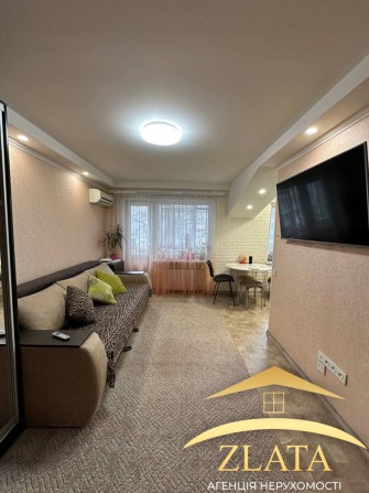 Продаж 2-к квартири-студії в ЦЕНТРІ міста - фото 1