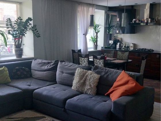 Продаж трикімнатноі квартири Житомир