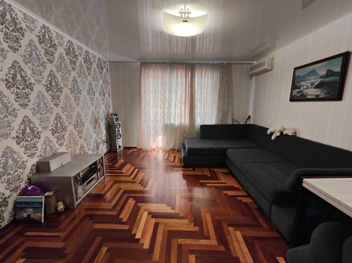 ПРОДАМ 3-х кінатну квартиру, Бородинськкий район , ТЦ Континент - фото 1