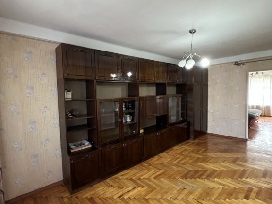 Продается 3 х комн. кв. Центр Хортицкого района