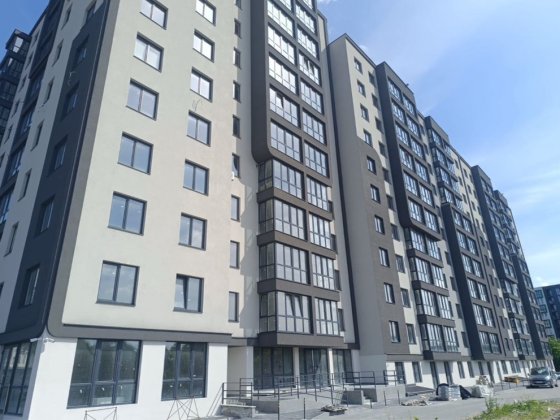 Продаж 3-х кімнатної квартири по вул.Роксоляни Львов