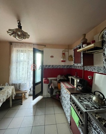 Продається 3 кім кв.в цегляному будинку. - фото 1