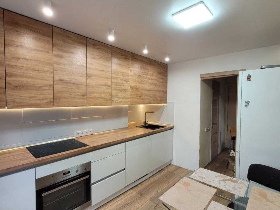 Продам 3-ком. квартиру О.Поля Днепр