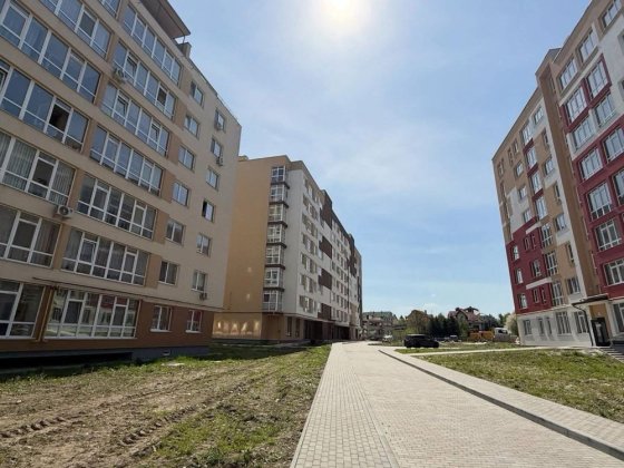 2-км квартира з виглядом на парк . Право власності. Львов