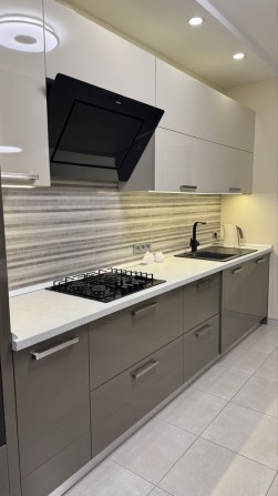 2 кімн. квартира 73 м2 з євроремонтом в новобудові вул. Зелена - фото 1