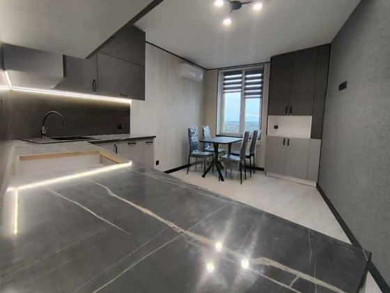 2-кімнатна квартира з РЕМОНТОМ в ЖК Вернісаж. Зданий будинок Житомир