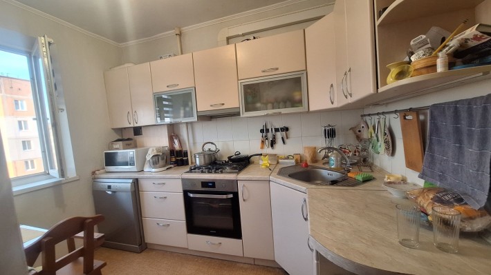 Продам 2 кім  квартиру 7/9, з газовим опаленням - фото 1