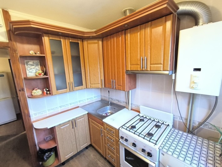 Продаж ,2 х Кім, р-н сімейного ринку, Шкільний - фото 1