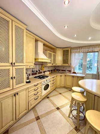 Продаж 4 кім. квартири вул. Повстанська - фото 1