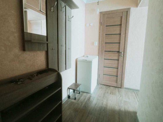 Продам двухкомнатную квартиру с ремонтом мебелью и техникой Запорожье