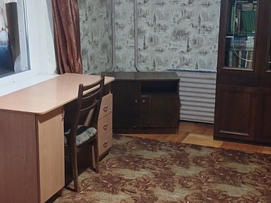 Продаётся 1 ком. ул. Корищенко