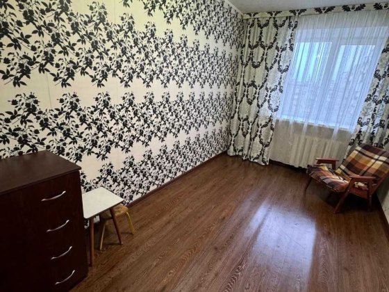 Продам трехкомнатную квартиру, проспект Слобожанский 123. Дніпро