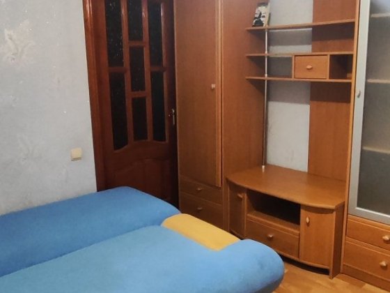 Оренда гарної кімнати в квартирі без господаря р-н. Урожай