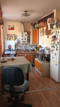 Оренда кімнати на коротко тривалий термін. Вже з комунальними. Р-н ЖД - фото 1