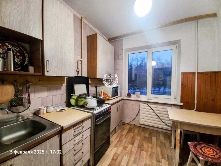 Здам кімнатну в квартирі, Чернігів- студенти. - фото 1