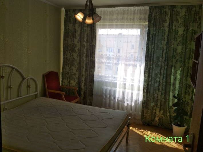 Здам кімнату для дівчини біля Севастопольської пл. Соломянський р-н. - фото 1