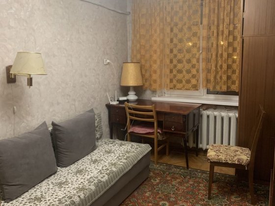 Сдам комнату для девушки в начале пр. Слобожанский, "Прозорий офic". Дніпро