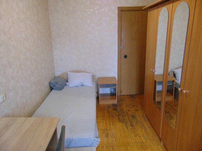 Здам кімнату м. "Чернігівська" 8 хв. актуально 3.12 - фото 1