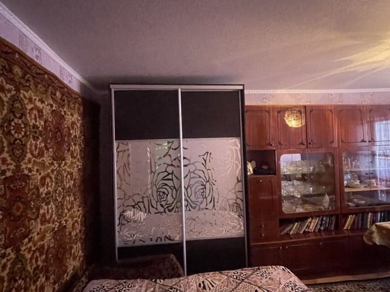 Сдам комнату в квартире с хозяйкой для аккуратной девушки на Победе Днепр