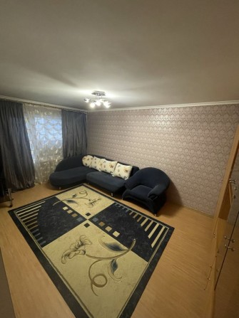 Сдается комната возле метро для одной девушки! - фото 1