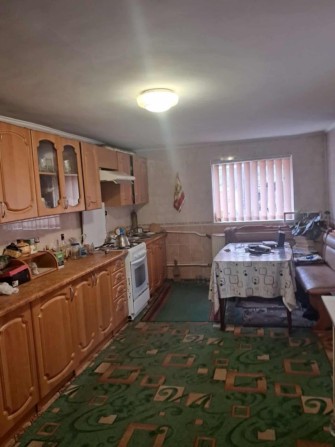 Здам в оренду кімнату в будинку на Старому міст.Івана Франка. - фото 1