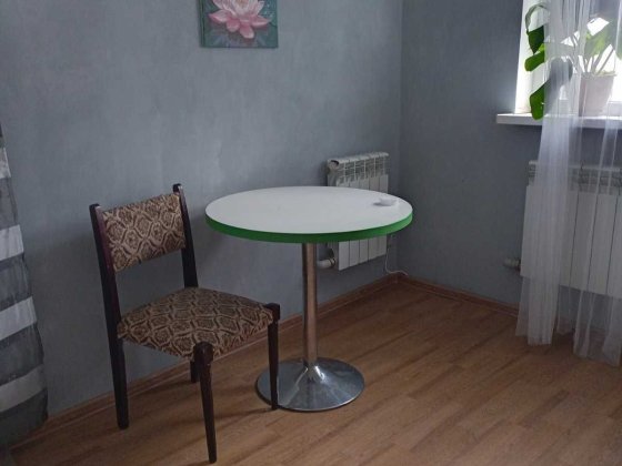 Кімната для жінки або дівчини Дніпро