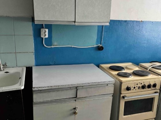 Кімната у гуртожитку на Льва Толстого