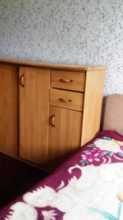 Сдам срочно комнату  в 3-комн.квартире по ул. Красная - фото 1