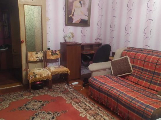 Здаю кімнату для дівчини, працюючої або студентки.Ковалівка Кропивницкий