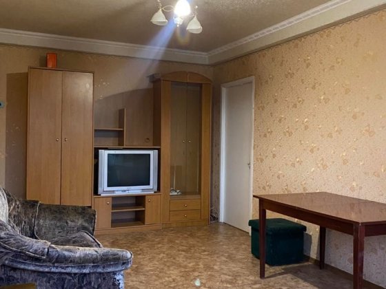 ЗДАМ КІМНАТУ дівчині. Оболонь, метро Мінська Киев