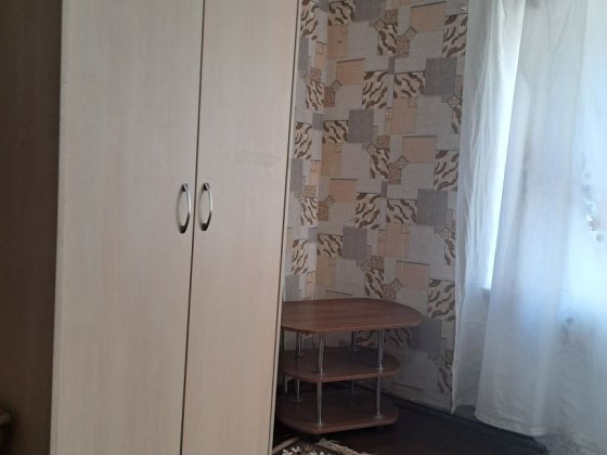 Кімната в гуртожитку Східна