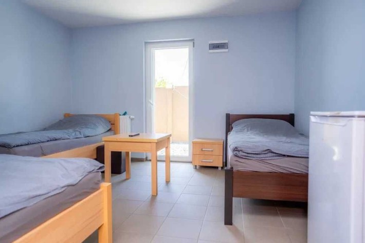 Сучасний затишний гуртожиток Київ Недорого Метро Лук'я́нівська - фото 1