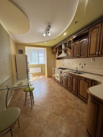 Оренда 3 кімнати р-н Поділля - фото 1