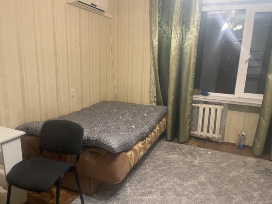 1-2человек комната в общежитии м.Лесная 8мин!набирайте только Київ