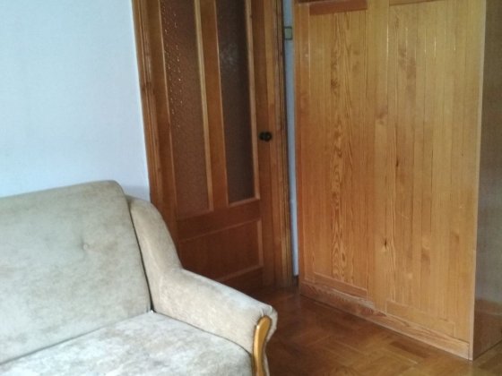 3мин ход м.ДворецУкраина 1-2девушкам или парню комната подключь)звоніт Київ