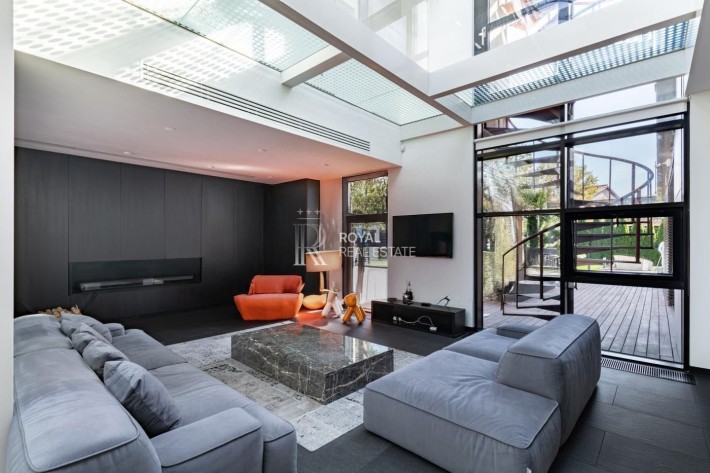 Оренда дизайнерського будинку Київ 4к 488м2 Острів Водників - фото 1