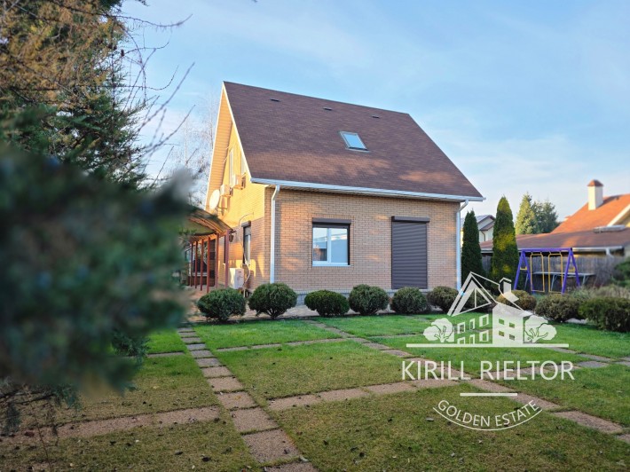 В коттеджном городке «Золотые Ключи» сдается двухэтажный дом - фото 1