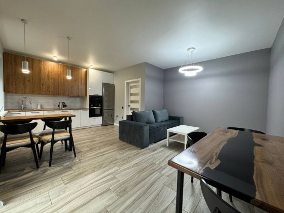 Оренда таунхауса з терасою і садом. Микитинці