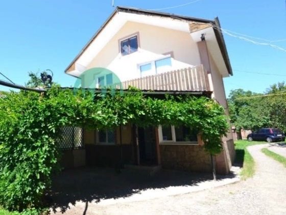 Здається в оренду двоповерховий будинок у, м. Косів . Косов