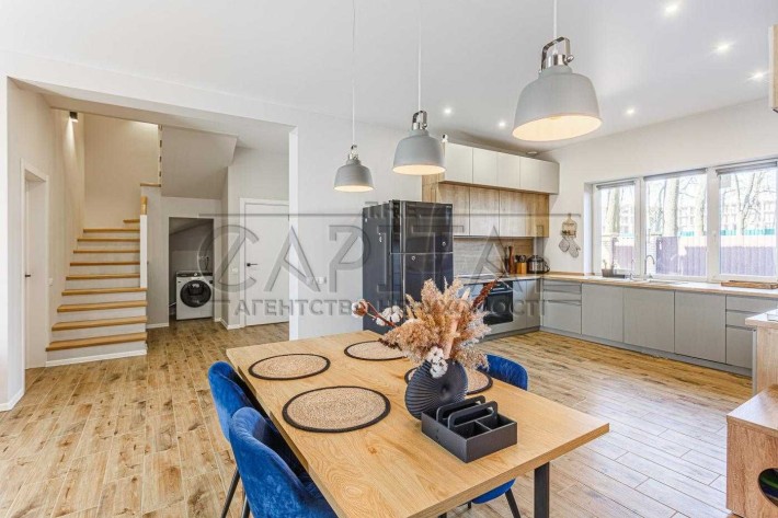 Оренда будинку 150м2 в Крюківщині у котеджному містечку - фото 1