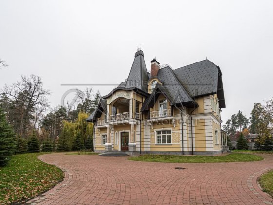 Долгосрочная аренда дома с верандой, Ворзель Ворзель