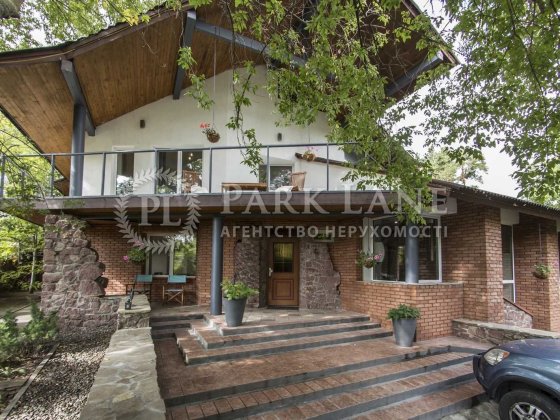 Оренда будинку. Конча-Заспа. 456.9 м.кв. 37 соток землі. Козин