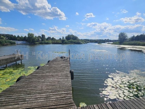Оренда будинку з банею Осокорки 4-й Шлюз. Берег затоки Дніпра. Вишеньки