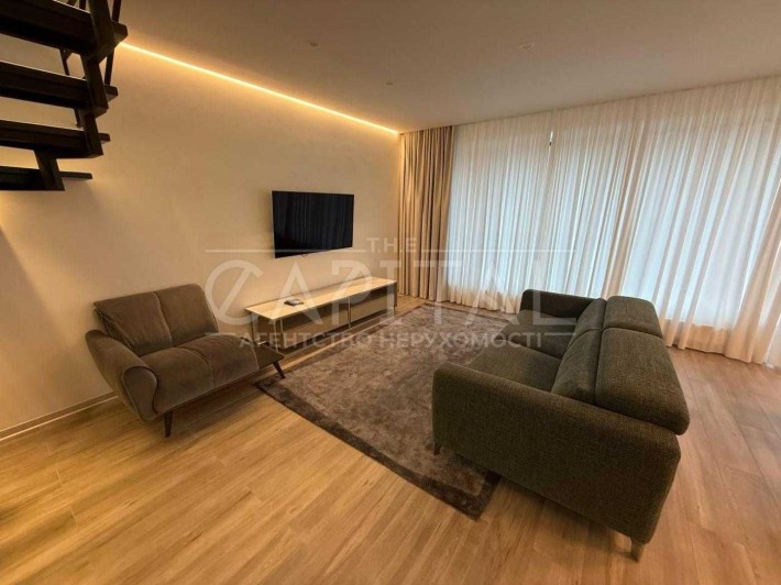 Оренда / Таунхаус
Києво-Святошинський район, Гореничі, вул. Садова, 49 - фото 1