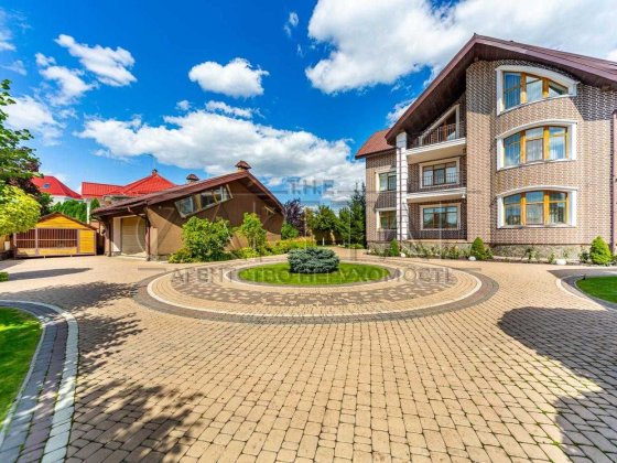 Здається в оренду шикарний дизайнерський будинок в Рудиках Козин Козин